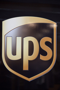 Tarifold-Organizers.com ships to you via UPS.